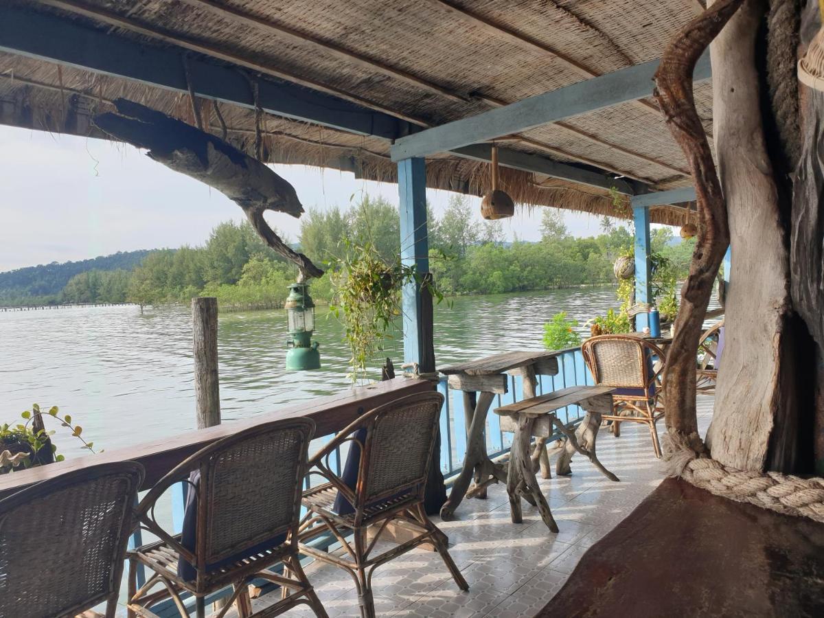 Firefly Guesthouse Prek Svay Village Exterior foto