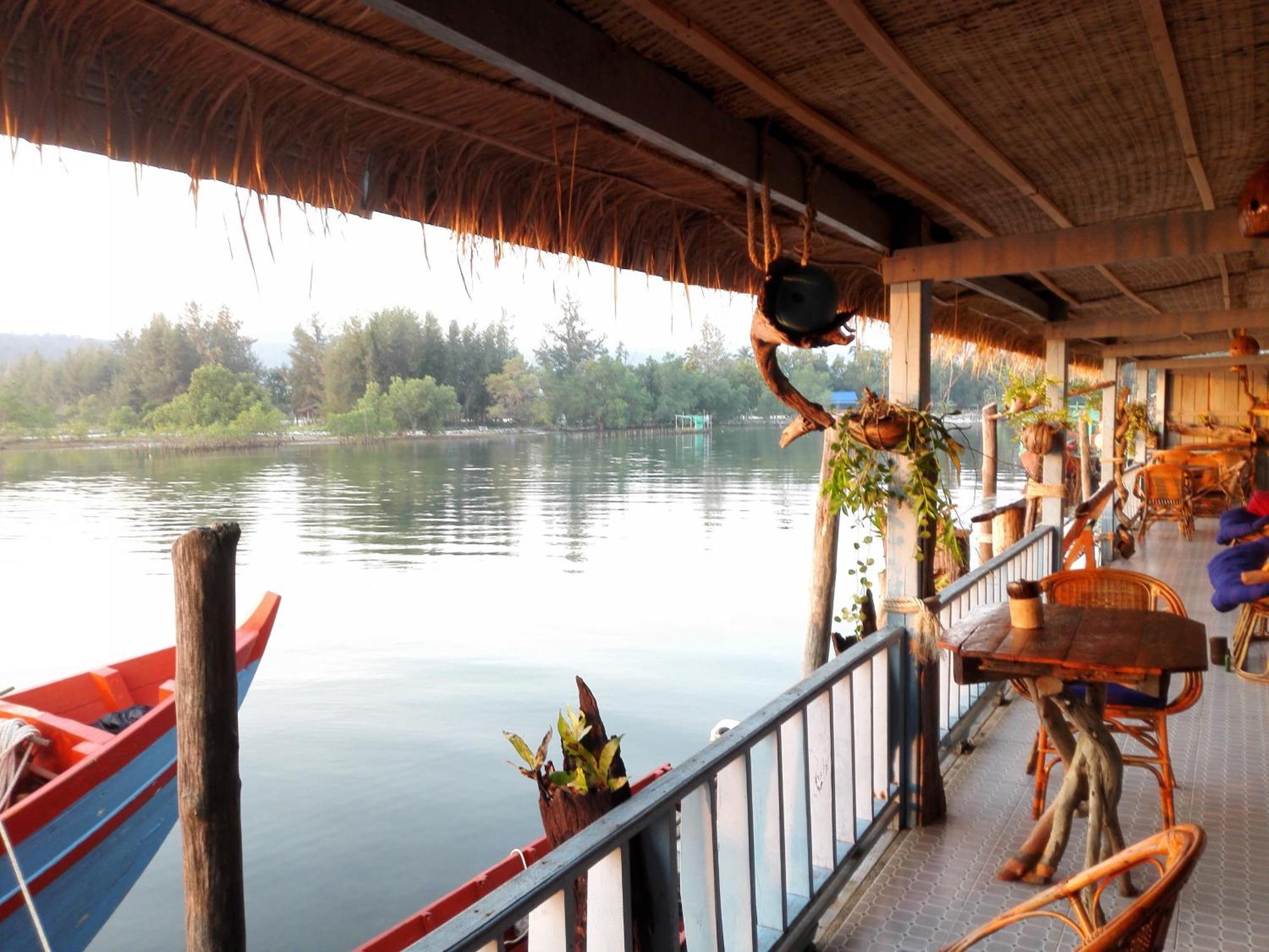 Firefly Guesthouse Prek Svay Village Exterior foto